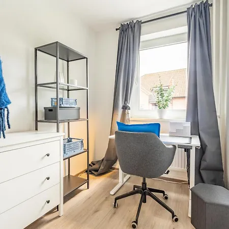 Home4stays - Apartmenthaus In * 新明斯特