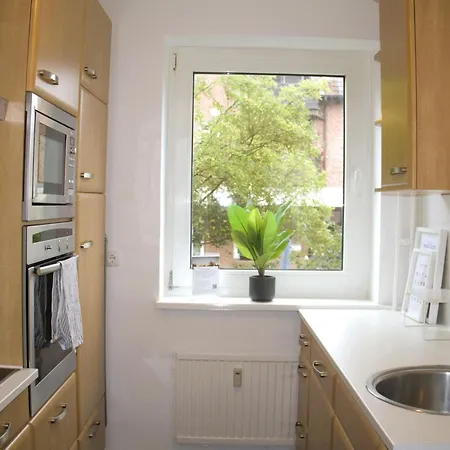 Home4stays - Apartmenthaus In 公寓 *